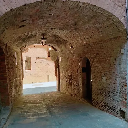 Casa Maria Grazia Tipico Del Centro Storico Di Ad Un Passo Da Piazza Del Campo شقة